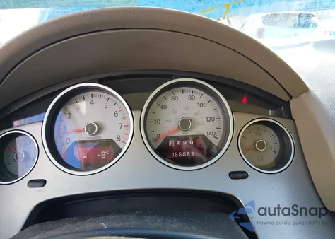 2010 Volkswagen Routan Sel from USA, damaged, VIN 2V4RW5DX5AR333544